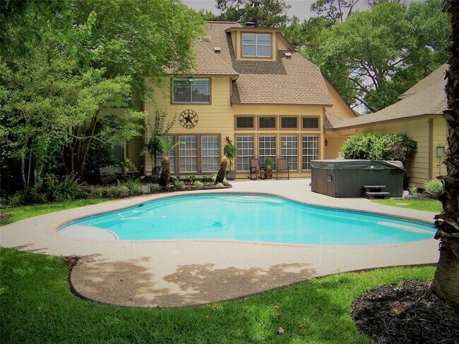 Foto del edificio - 13206 Chriswood Dr