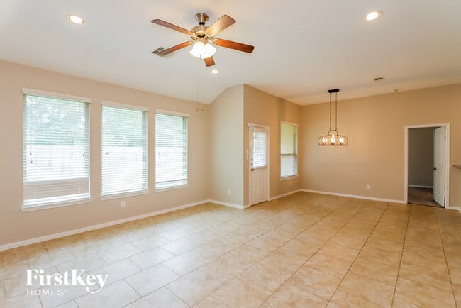 Building Photo - 18711 Deer Trace Dr