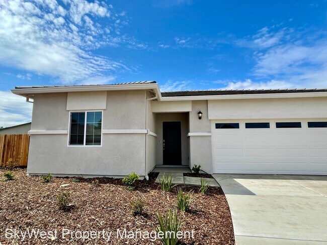 Building Photo - 3 br, 2 bath House - 754 Tamarack Ct