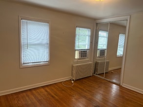 Building Photo - 20 Lorraine Ave