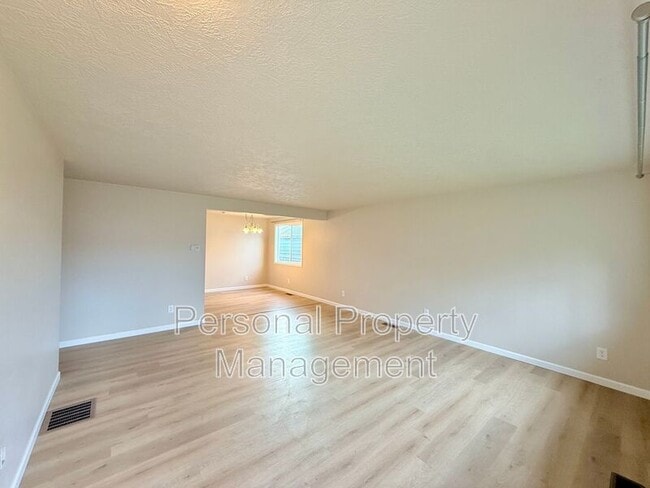 Foto del edificio - 2805 S St