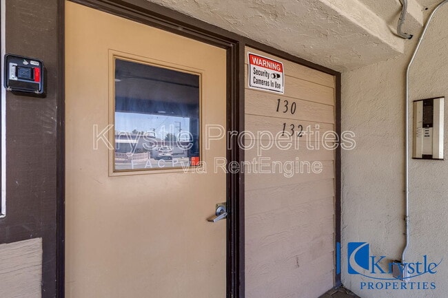 Building Photo - 132 Shasta St