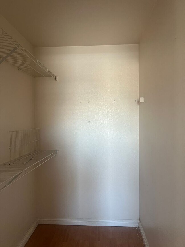 Foto del edificio - Cute One Bedroom, One Bath Condo