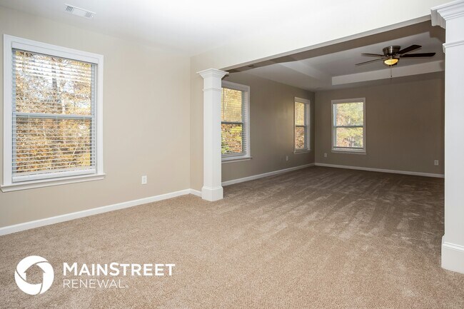 Foto del edificio - 2196 Greenwood Meadows Ln