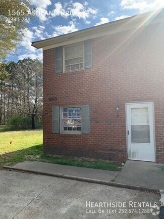 Building Photo - 1565 Ashland Dr
