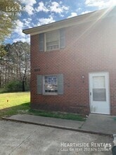 Building Photo - 1565 Ashland Dr