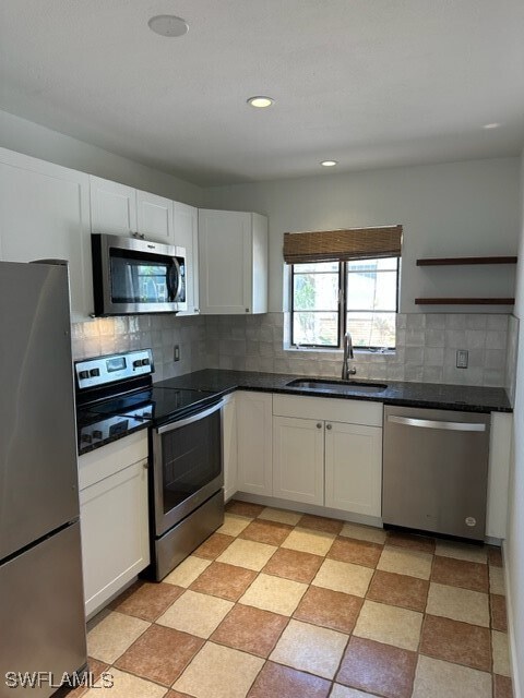 Foto del edificio - 1532 Avalon Pl