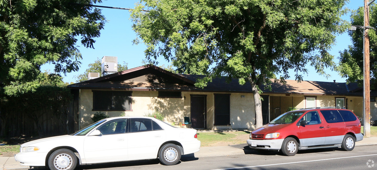 Primary Photo - 3705 Coffee Rd