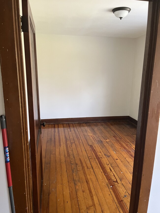 Bedroom 1 - 1140 Walnut Hill Rd