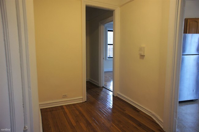 Foto del edificio - 1 br, 1 bath  - 3881 Sedgwick Ave