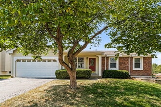 Building Photo - 5 Rustic Meadow Ct