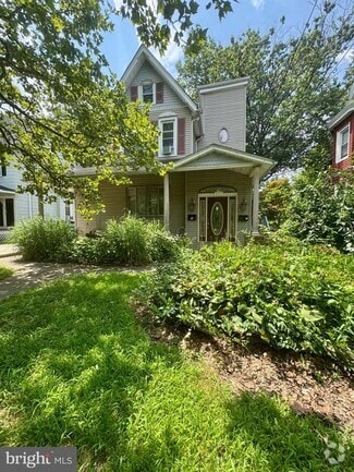 Building Photo - 417 Cinnaminson Ave