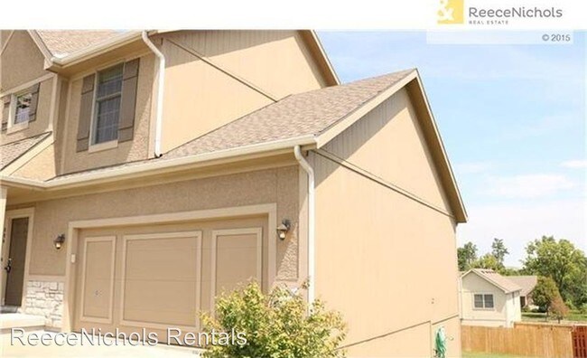 Building Photo - 806 NW 109th Ct