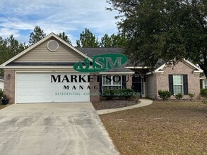 Building Photo - 126 Arbor Village Dr
