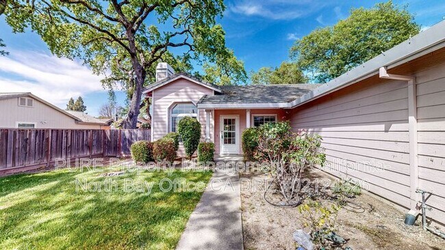 Building Photo - 619 Leafhaven Ln