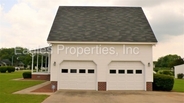 Building Photo - 106 Crosswinds Dr