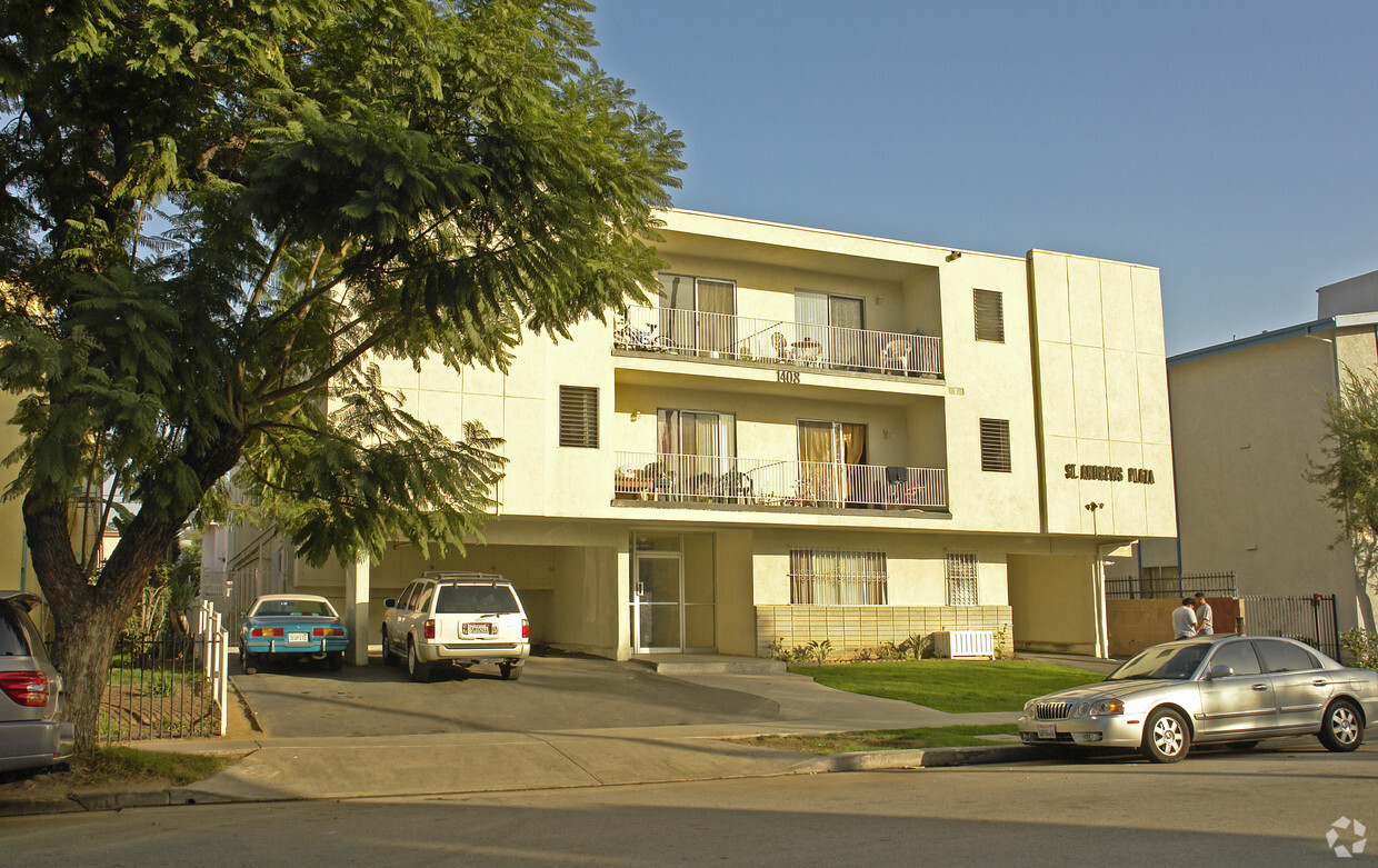 Building Photo - 1408 S. St. Andrews Pl