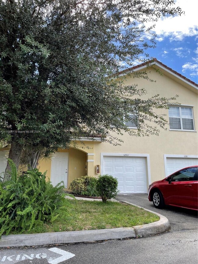 Building Photo - 1283 NW 27th Ave  1283 Pompano Beach Fl 33069