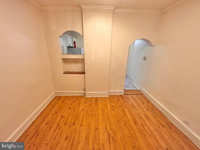 Foto del edificio - 3229 Almond St
