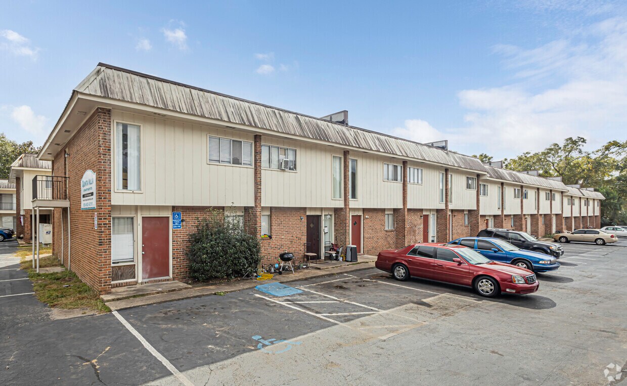 Quinta Villa Apartments in Crestview, FL