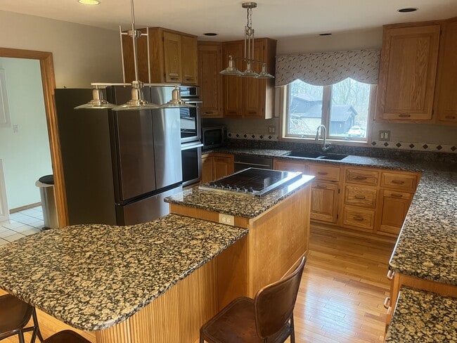 Photo - 180 Eleanor Dr House