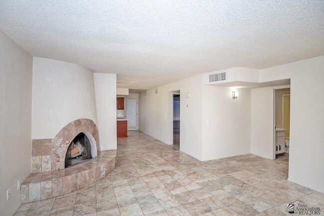 Building Photo - 2240 S Elks Ln