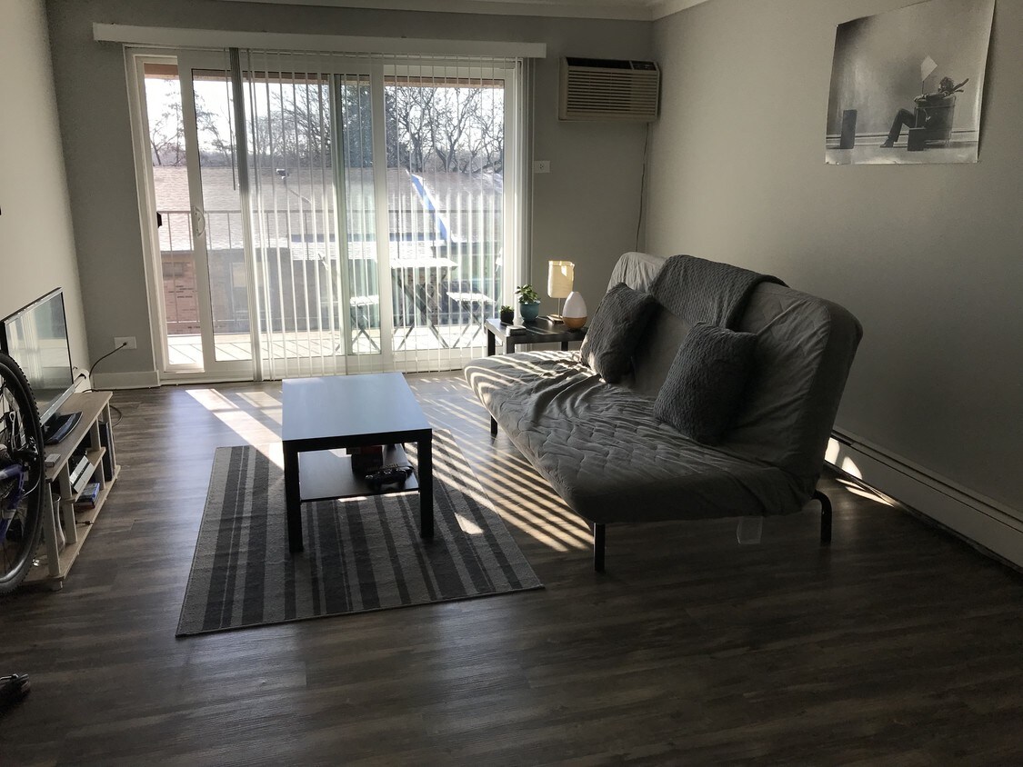 Living Room - 7415 159th St