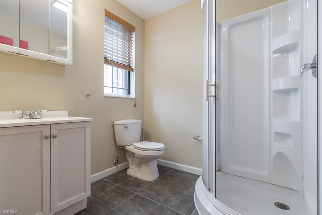 Building Photo - 3 br, 2 bath Duplex - 2030 N 17TH ST Unit 2