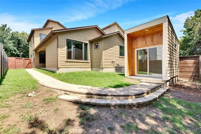Foto del edificio - 3003 Corbin Ln