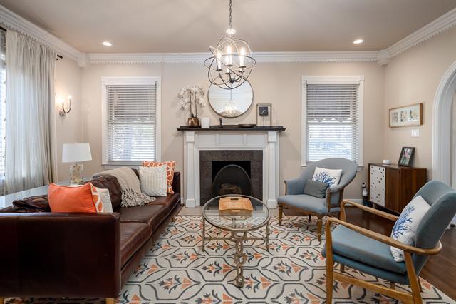 Foto del edificio - 4449 Mockingbird Ln