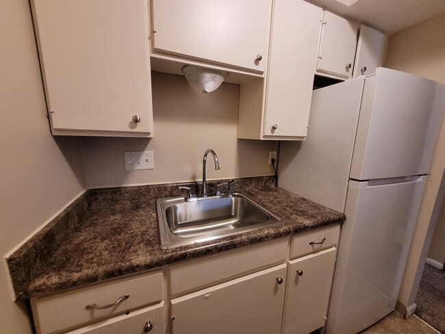 Interior Photo - Clover Hills