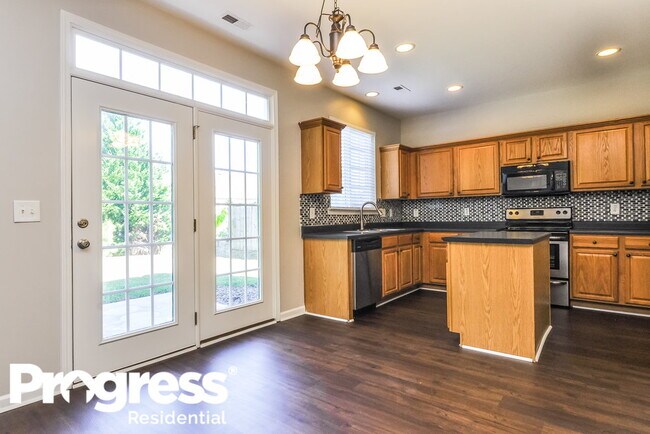 Building Photo - 8904 Elizabeth Bennet Pl