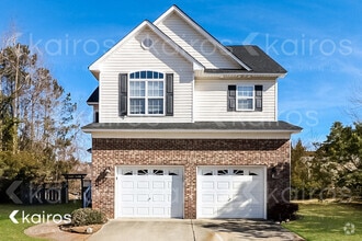 Building Photo - 135 Hillandale Rd