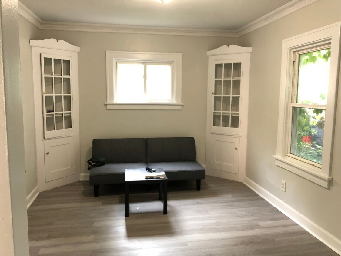 Foto del edificio - 3 BED 1 BATH SINGLE FAMILY HOME IN CLEVELA...