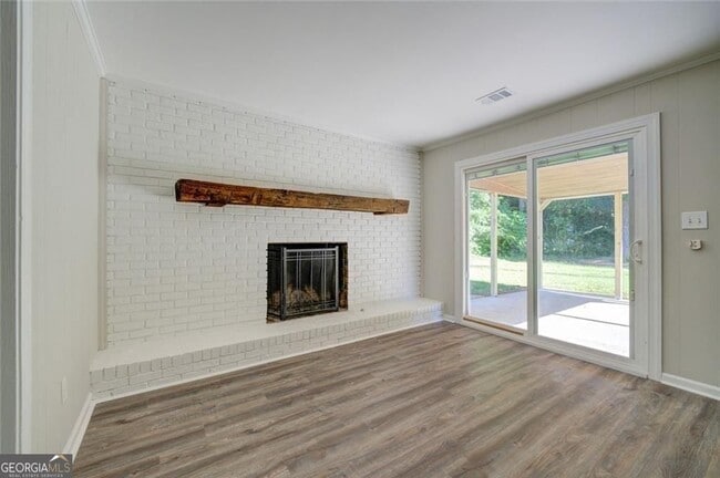 Building Photo - 4566 Mountain Creek Dr