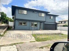 Building Photo - 1129 1st Ave