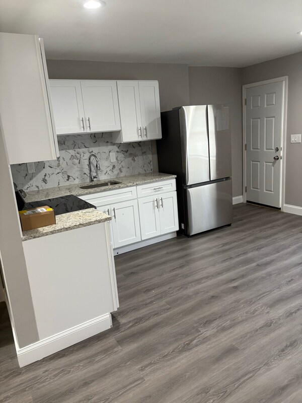 Building Photo - 4905 Chalgrove Ave