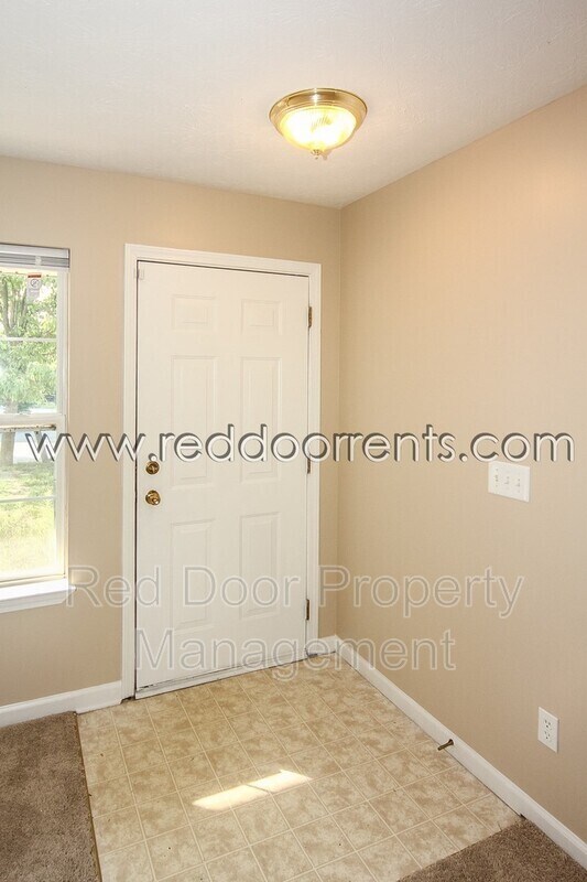 Building Photo - 4230 Carson Ln
