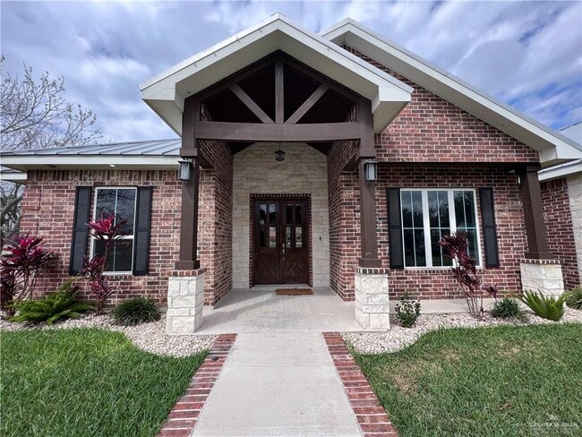 Foto del edificio - 5605 E Pecan Dr