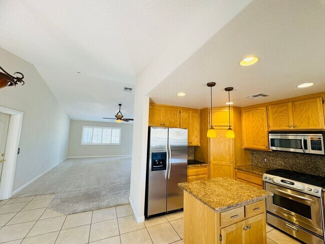 Building Photo - 3Bedroom/2Bathroom Coming soon July 2025!