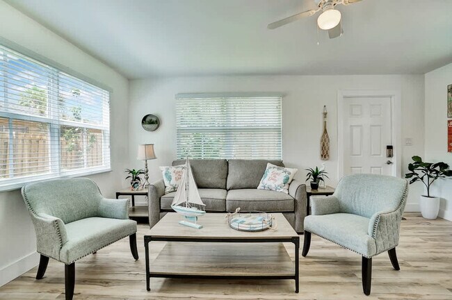 Foto del edificio - 3316 SE 4th St