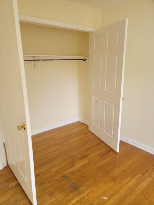Foto del edificio - 469-471 Hawthorne Ave