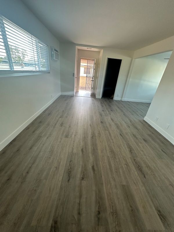 Building Photo - 3212 W Cabot Dr