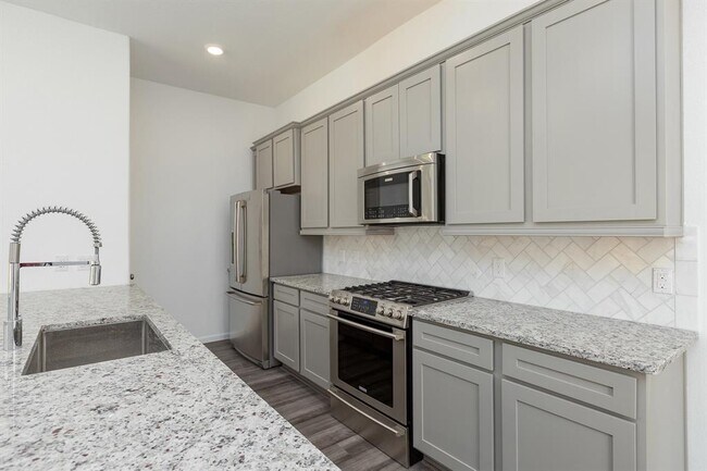 Building Photo - 629 Aspen Falls Ct