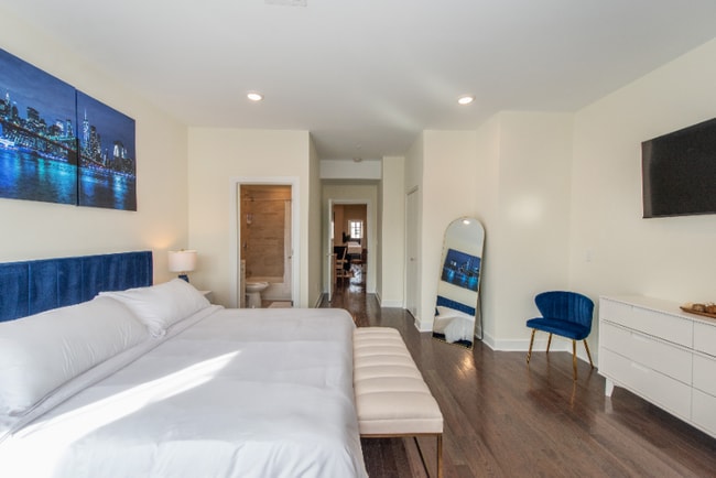 Foto del edificio - 1608 52nd St