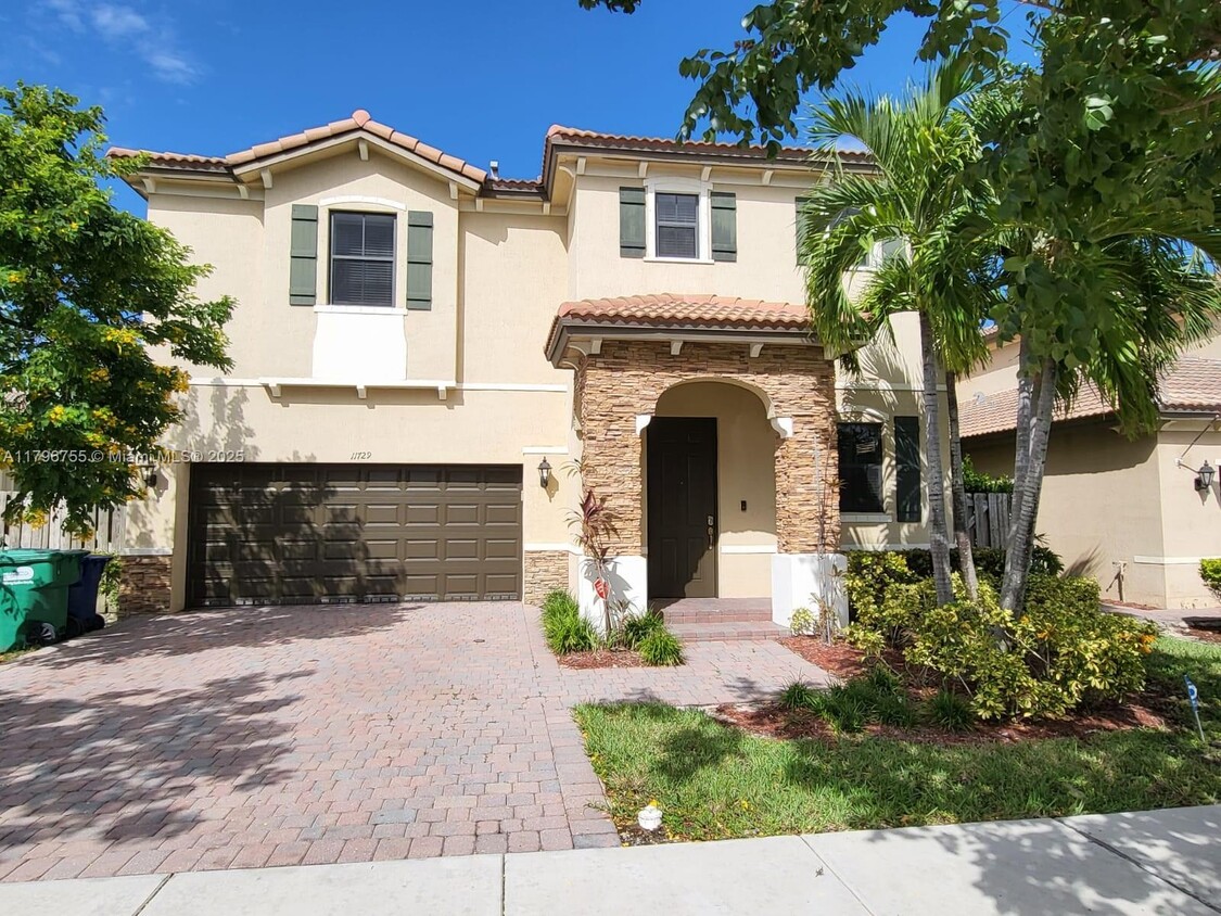 Primary Photo - 11729 SW 236th St