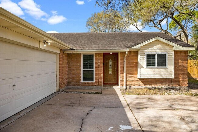 Foto del edificio - 15922 Buccaneer Ln