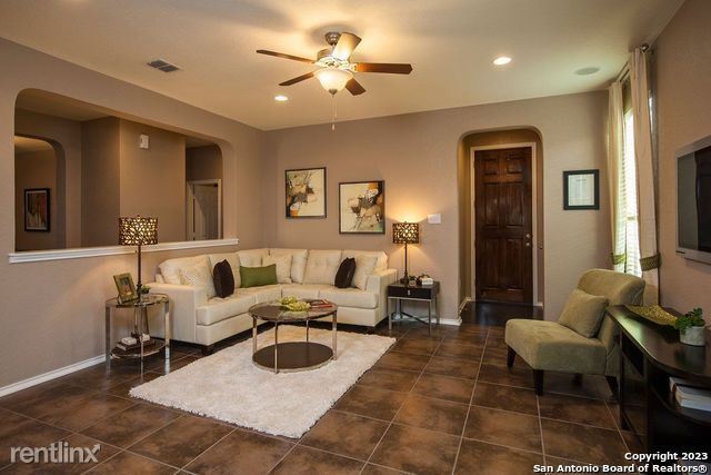 Foto del edificio - 3 br, 2 bath House - 7523 Copper Mdw