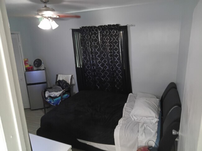 Foto del edificio - 1241 NW 56th Ave
