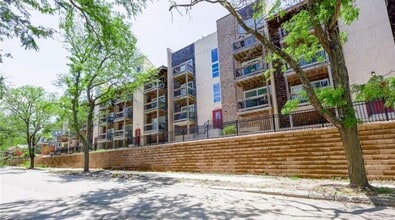 Building Photo - 4524 Holly St
